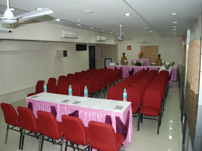 Hotel Rudra Regency Ahmedabad Exterior foto