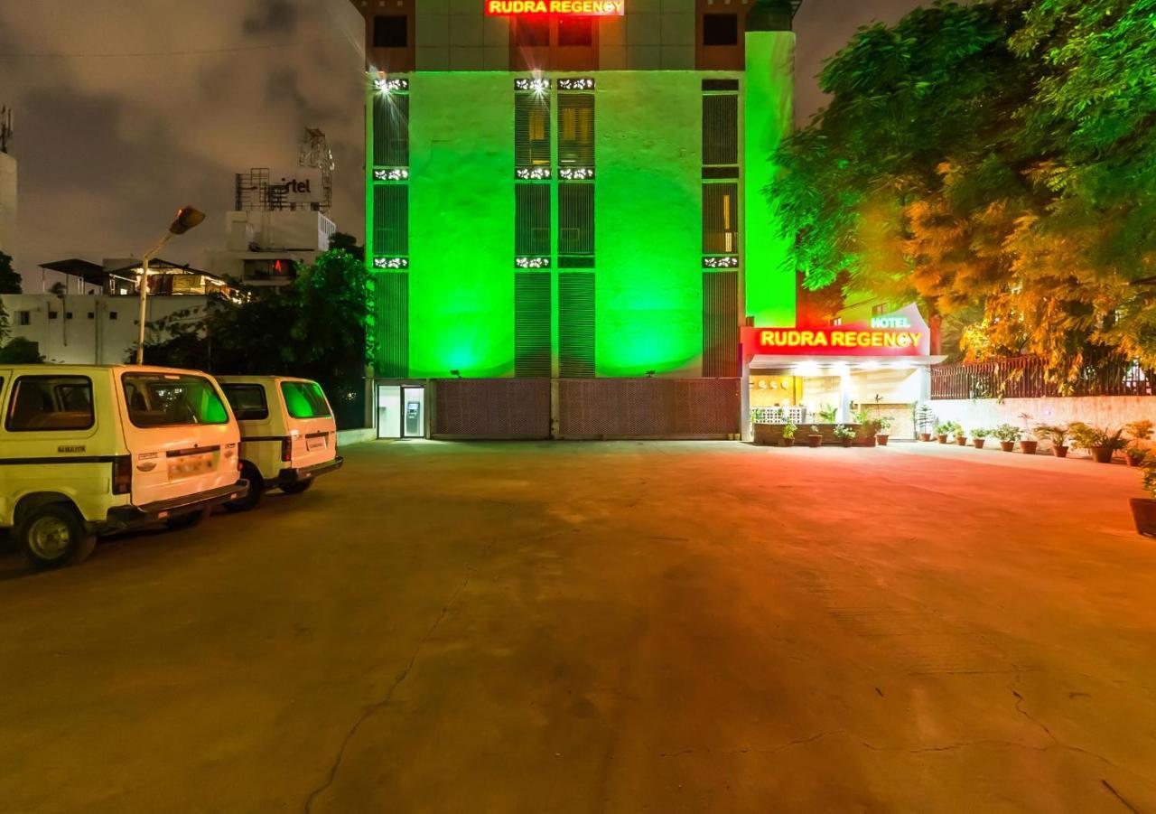 Hotel Rudra Regency Ahmedabad Exterior foto
